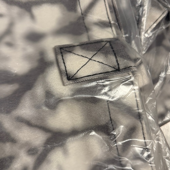 alo tote - Picture 3 of 5